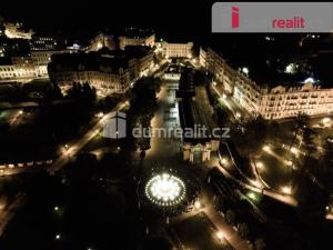 Prodej bytu 2+1, Mariánské Lázně, Hlavní třída, 74 m2