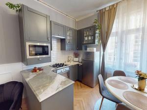 Prodej bytu 2+kk, Ostrava - Moravská Ostrava, 28. října, 64 m2