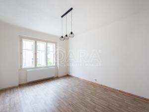 Pronájem bytu 2+kk, Praha - Vinohrady, Máchova, 56 m2