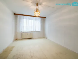 Prodej bytu 2+1, Mariánské Lázně, Za Tratí, 64 m2