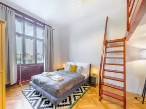 Pronájem bytu 2+1, Praha, Janáčkovo nábřeží, 72 m2