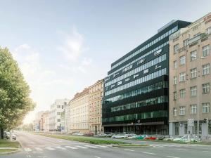 Pronájem kanceláře, Praha - Karlín, Sokolovská, 630 m2