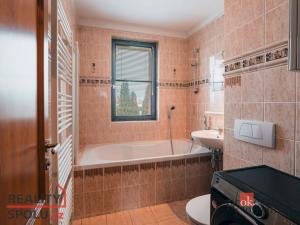 Prodej bytu 2+1, Roztoky, Masarykova, 56 m2