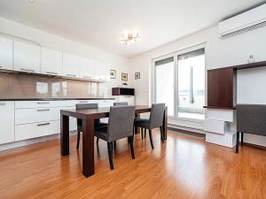 Pronájem bytu 3+kk, Praha - Pitkovice, Pýchavková, 75 m2