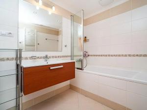 Pronájem bytu 3+kk, Praha - Pitkovice, Pýchavková, 75 m2
