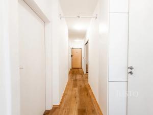 Prodej bytu 3+1, Praha - Braník, Pod svahem, 72 m2