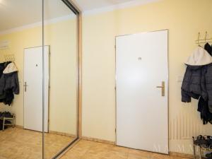 Pronájem bytu 2+kk, Praha - Troja, Hnězdenská, 47 m2