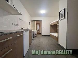 Pronájem bytu 2+kk, Praha - Smíchov, U Santošky, 45 m2