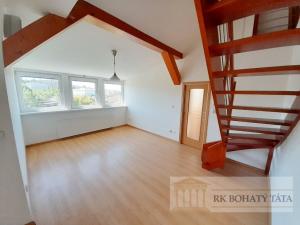 Pronájem bytu 4+kk, Praha - Vysočany, U Harfy, 140 m2