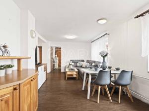 Prodej rodinného domu, Praha, K Vejvoďáku, 158 m2