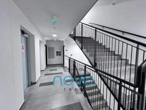 Pronájem bytu 1+kk, Praha - Vysočany, Pod Harfou, 41 m2
