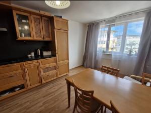 Prodej bytu 2+1, Praha - Stodůlky, Petržílkova, 78 m2