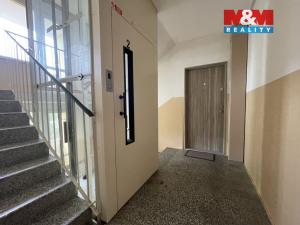 Prodej bytu 2+1, Chomutov, Školní pěšina, 66 m2
