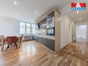 Prodej bytu 4+1, Bukovany, 111 m2