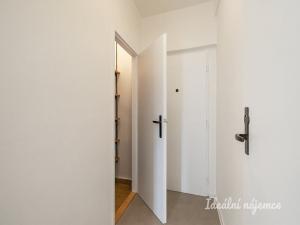 Pronájem bytu 2+1, Praha - Střešovice, Za Hládkovem, 56 m2