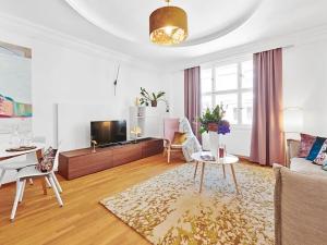 Prodej bytu 2+kk, Praha - Staré Město, Dlouhá, 72 m2