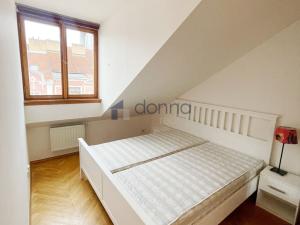 Pronájem bytu 2+kk, Praha, Kubelíkova, 47 m2