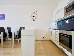 Prodej bytu 1+kk, Praha - Vysočany, Freyova, 33 m2