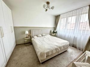 Prodej bytu 4+kk, Praha, 118 m2