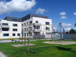 Prodej bytu 2+kk, Horoměřice, Karla IV., 55 m2