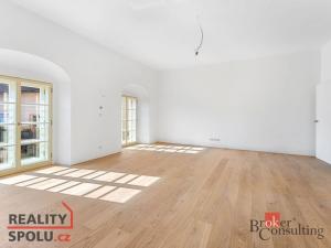 Prodej bytu 2+kk, Jince, Slavíkova, 83 m2