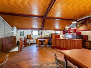 Prodej vinného sklepa, Haugsdorf, Rakousko, 177 m2