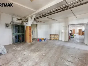 Prodej výrobních prostor, Aš, Tyršova, 4434 m2
