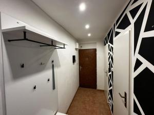 Pronájem bytu 2+1, Praha - Holešovice, Vrbenského, 54 m2