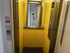 Pronájem bytu 2+1, Praha - Holešovice, Vrbenského, 54 m2