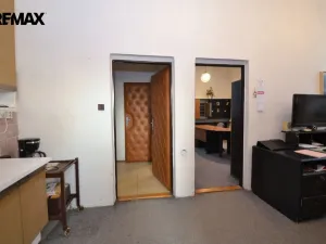 Pronájem kanceláře, Olomouc - Hodolany, Holická, 57 m2