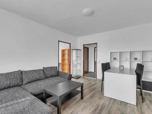 Prodej bytu 3+1, Hradec Králové, Gagarinova, 58 m2