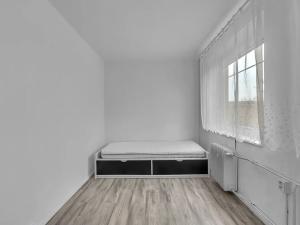 Prodej bytu 3+1, Hradec Králové, Gagarinova, 58 m2