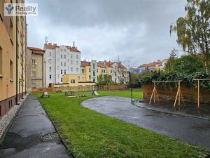 Prodej bytu 2+1, Plzeň - Jižní Předměstí, Koperníkova, 61 m2