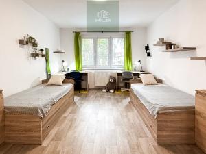 Prodej bytu 3+1, Klatovy, Pod Koníčky, 78 m2