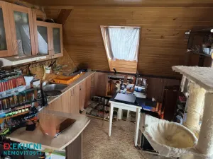 Prodej rodinného domu, Horky, 180 m2