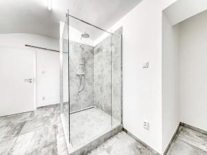 Prodej obchodního prostoru, Praha - Libeň, Vacínova, 66 m2