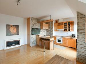 Prodej bytu 2+kk, Praha, Na okraji, 50 m2