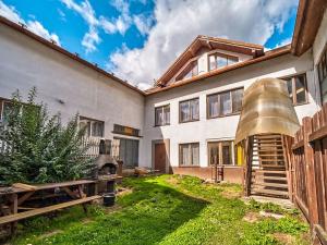 Prodej komerční nemovitosti, Horní Cerekev, 460 m2