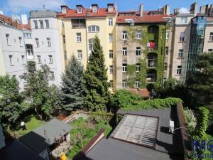 Pronájem bytu 2+1, Praha - Dejvice, Eliášova, 73 m2