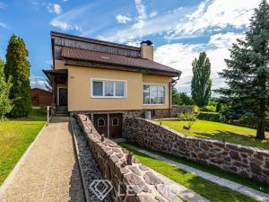 Prodej rodinného domu, Slatina, 270 m2