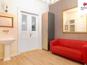 Prodej bytu 2+1, Praha - Nové Město, Na Zderaze, 75 m2