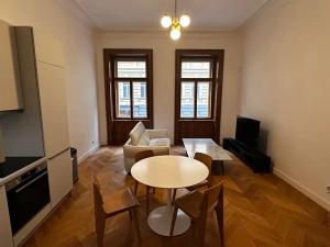 Pronájem bytu 2+kk, Praha - Vinohrady, Mánesova, 60 m2