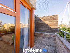 Prodej bytu 2+kk, Praha - Žižkov, Květinková, 89 m2