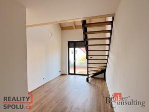 Prodej rodinného domu, Praha - Pitkovice, K dálnici, 166 m2