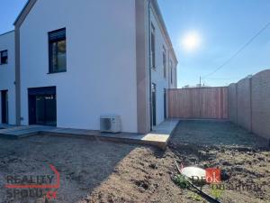Prodej bytu 4+1, Praha - Pitkovice, K dálnici, 166 m2