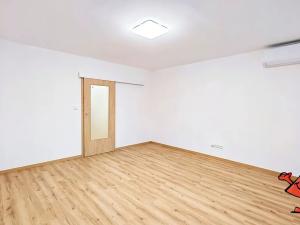 Pronájem bytu 3+1, Praha - Modřany, Božetická, 73 m2