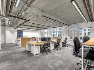 Pronájem kanceláře, Praha, 2200 m2