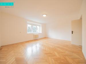 Pronájem bytu 2+1, Olomouc - Neředín, gen. Píky, 65 m2
