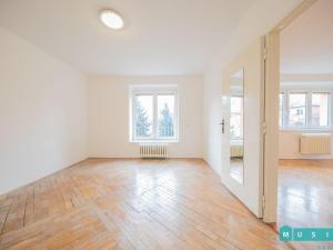 Pronájem bytu 2+1, Olomouc - Neředín, gen. Píky, 65 m2