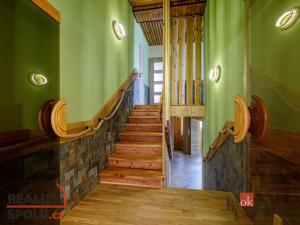 Prodej rodinného domu, Holasovice - Loděnice, 252 m2